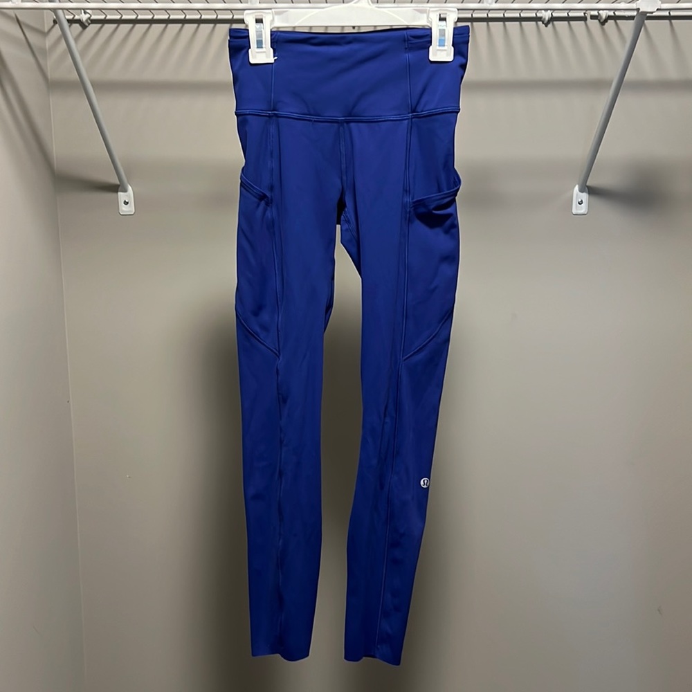 NWOT * Lululemon Bright Royal Fast and Free High Rise Tight 25” in Size 2